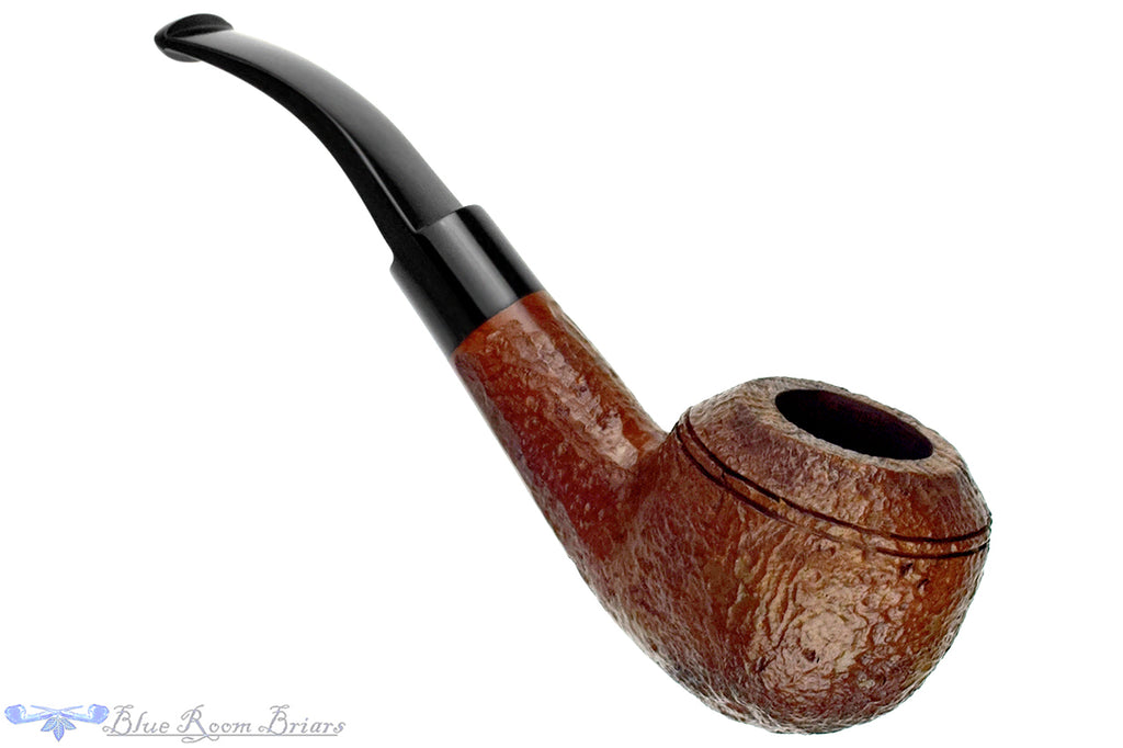 Blue Room Briars is proud to present this English Sandblast Bullmoose Estate Pipe