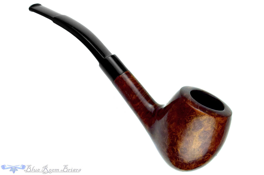 Blue Room Briars is proud to present this Charatan Perfection 317DC Bent Acorn Estate Pipe