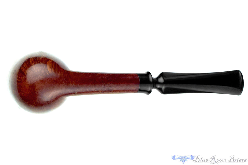 Blue Room Briar is proud to present this Celius Crafted Queen Bent Yachtsman Freehand with Plateau