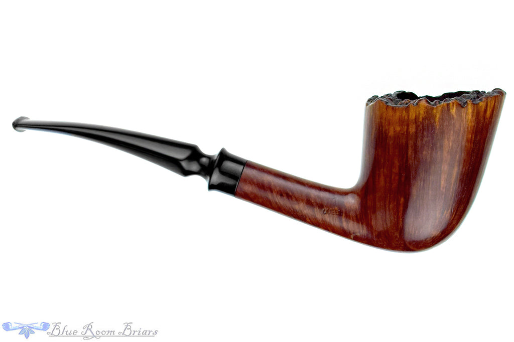 Blue Room Briar is proud to present this Celius Crafted Queen Bent Yachtsman Freehand with Plateau
