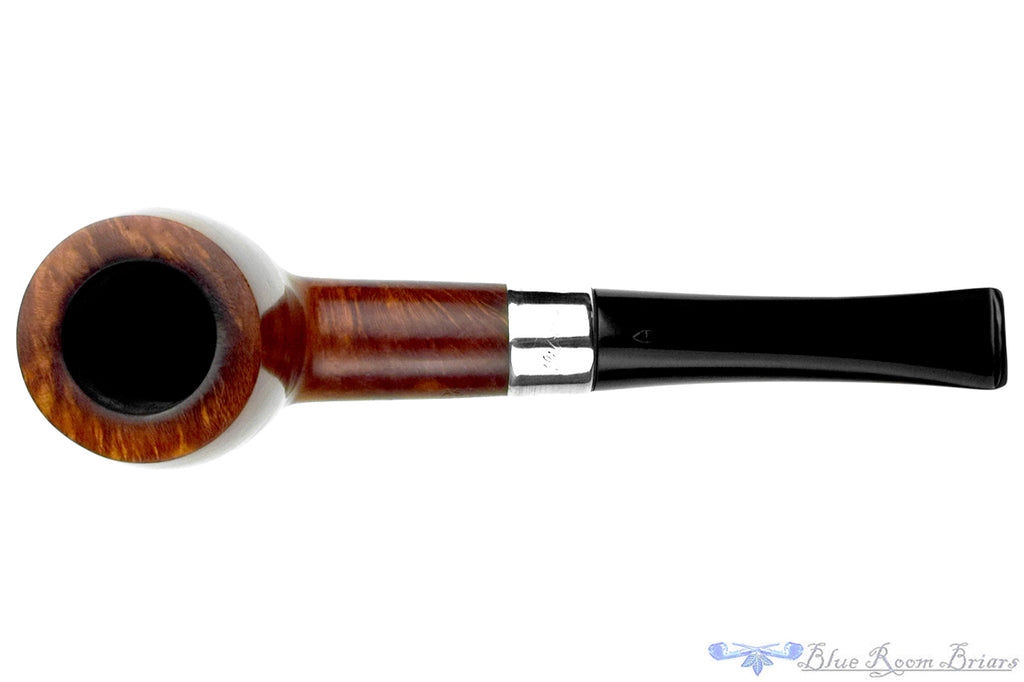 Blue Room Briars is proud to present this Astley's 72 Billiard Sitter with Silver Band Estate Pipe