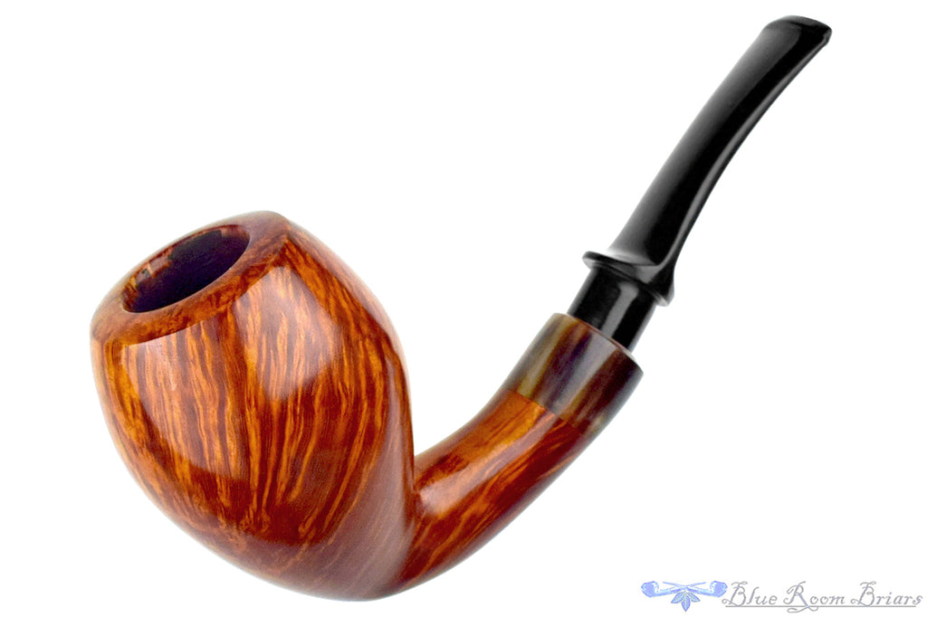 Blue Room Briars is proud to present this Erik Nielsen Pipe Grade A Contrast Bent Bulb with Buffalo Horn