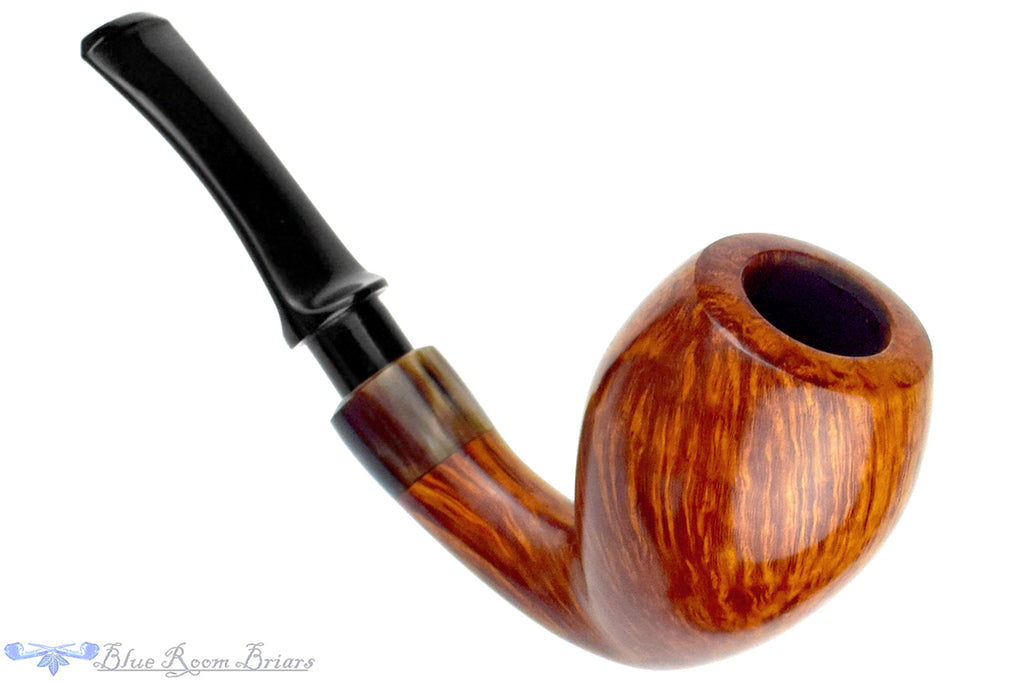 Blue Room Briars is proud to present this Erik Nielsen Pipe Grade A Contrast Bent Bulb with Buffalo Horn