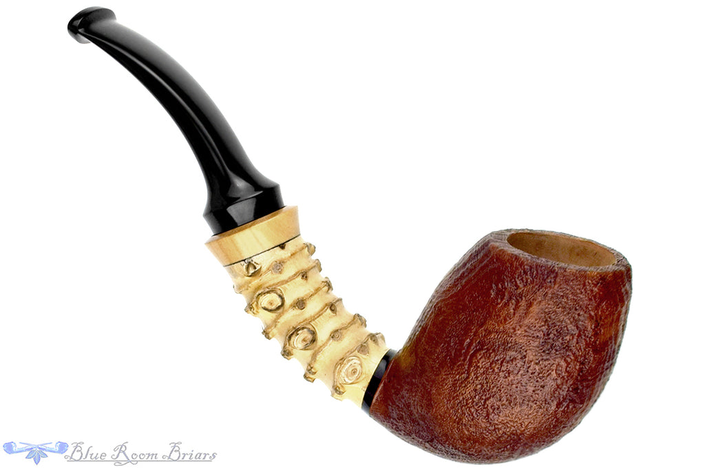 Blue Room Briars is proud to present this Doug Finlay Pipe 2427 Bent Sandblast Egg with Bamboo and Boxwood