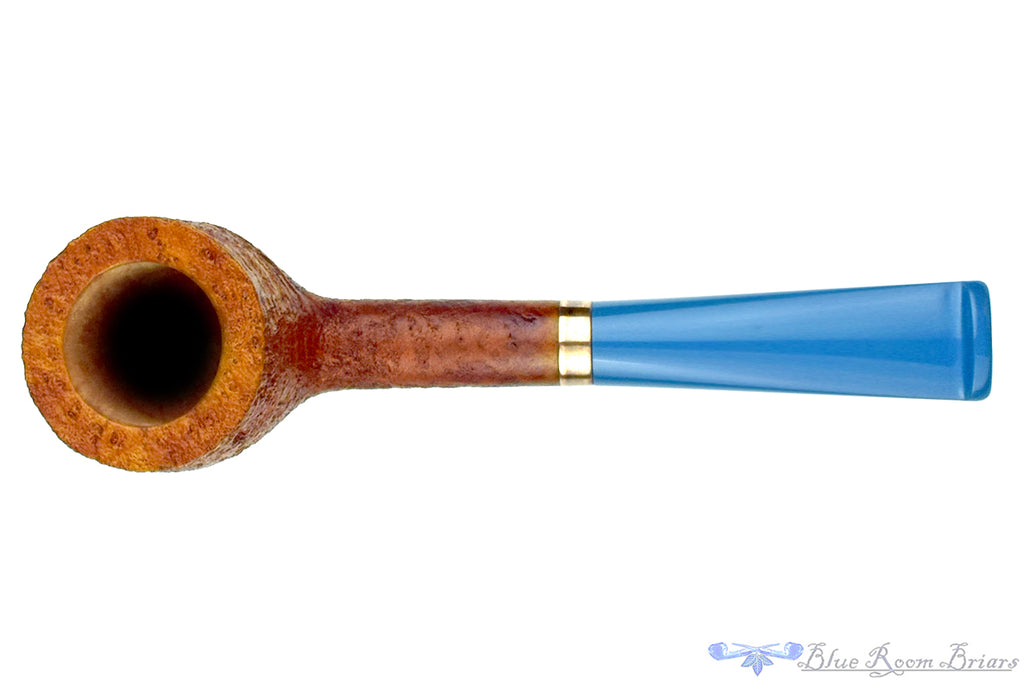 Blue Room Briars is proud to present this Doug Finlay Pipe 2437 Sandblast Pot with Brass