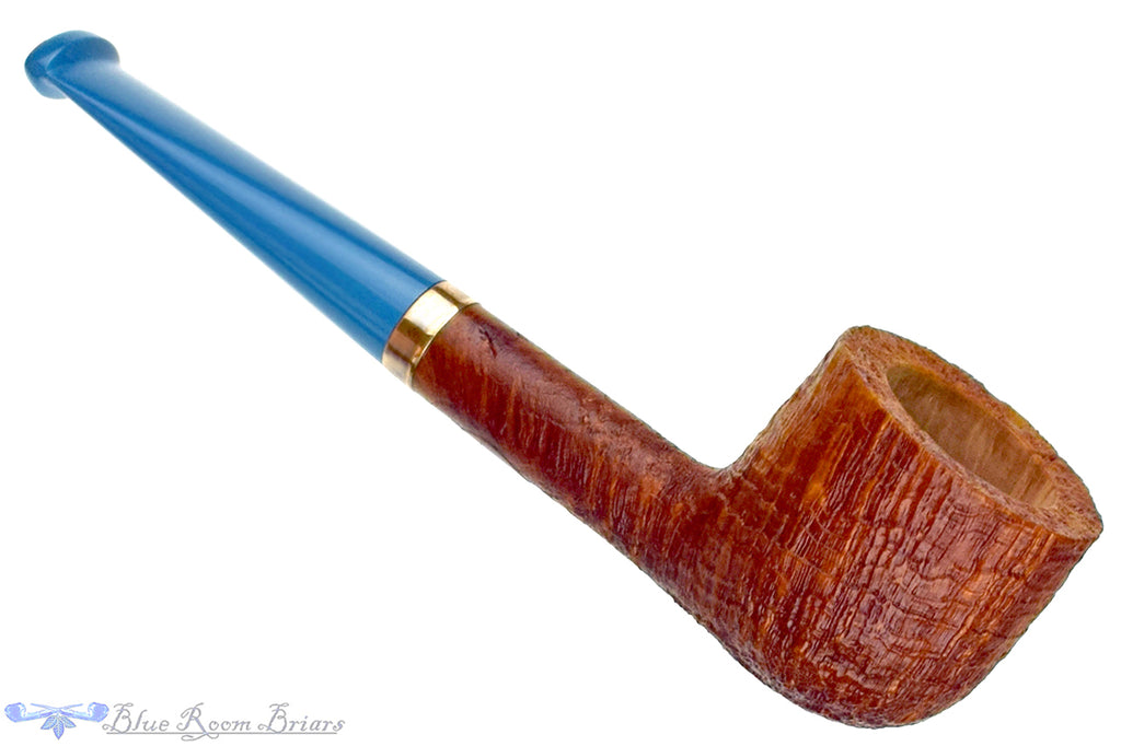 Blue Room Briars is proud to present this Doug Finlay Pipe 2437 Sandblast Pot with Brass