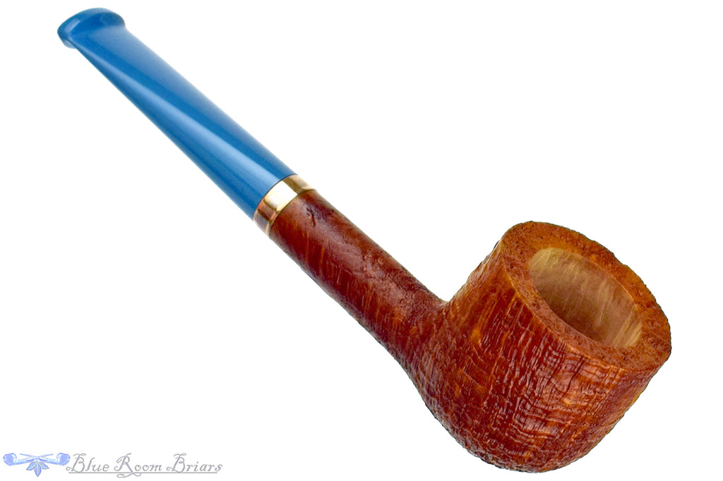 Blue Room Briars is proud to present this Doug Finlay Pipe 2437 Sandblast Pot with Brass