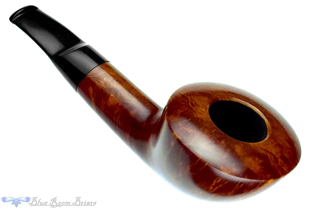 Blue Room Briar is proud to present this RC Sands Bent Yachtsman Estate Pipe