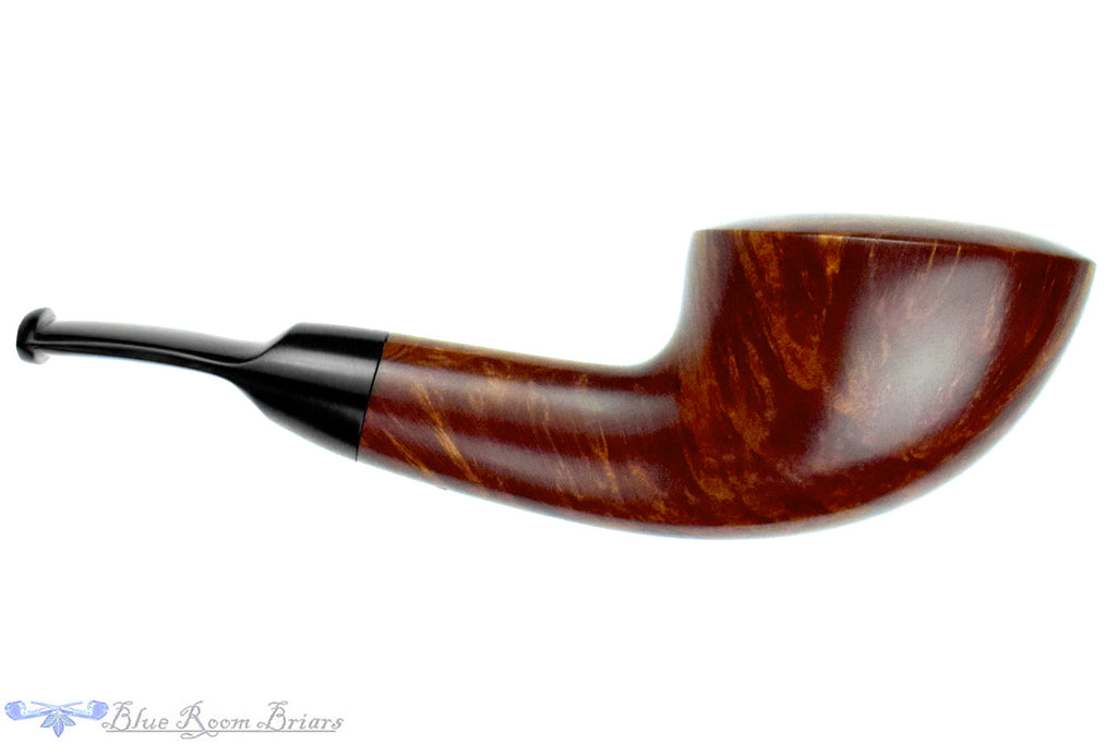 Blue Room Briar is proud to present this RC Sands Bent Yachtsman Estate Pipe