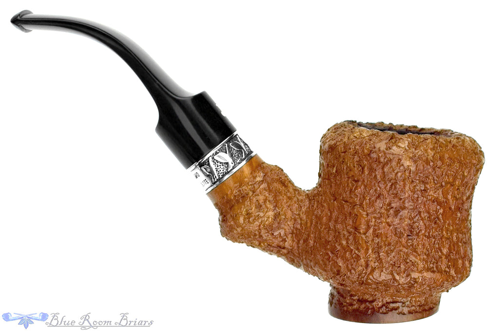 Blue Room Briars is proud to present this Ser Jacopo Spongia Bent Carved Picta Magritte with Silver Estate Pipe
