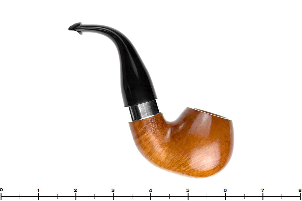 Blue Room Briars is proud to present this Peterson De Luxe XL 02 (1999 Make) Bent Apple with Silver and P-Lip UNSMOKED Estate Pipe