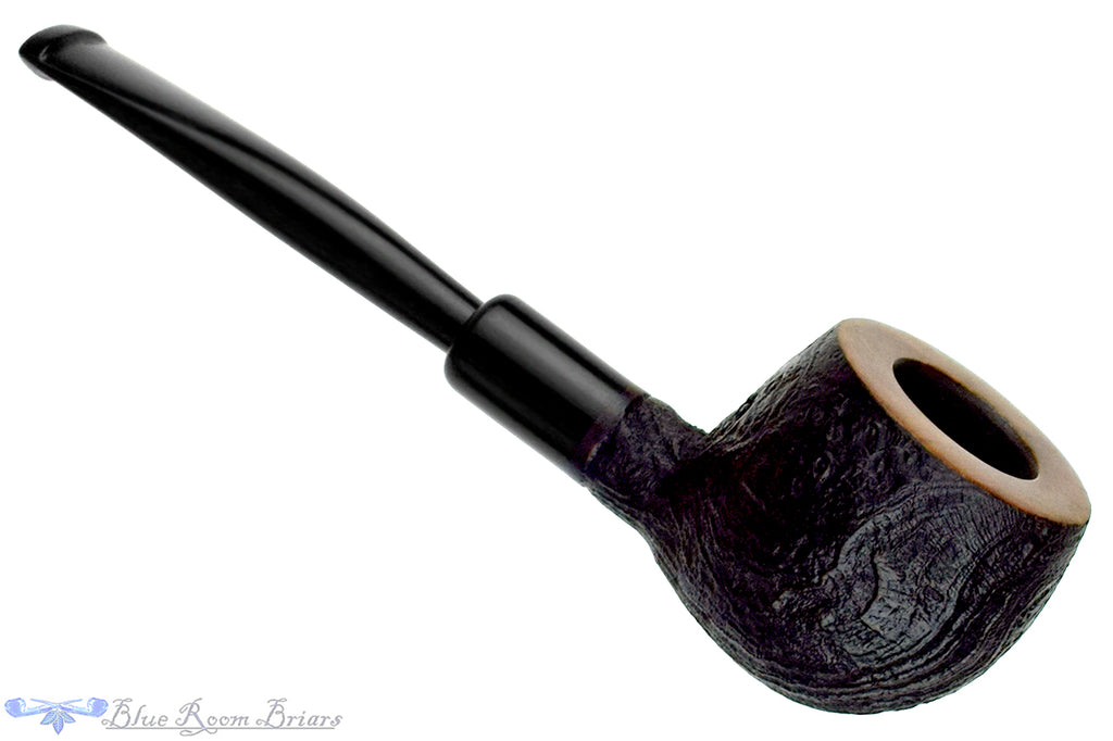 Blue Room Briars is proud to present this Jan Pietenpauw Pipe Black Blast Apple with Ebonite Ferrule and Military Mount
