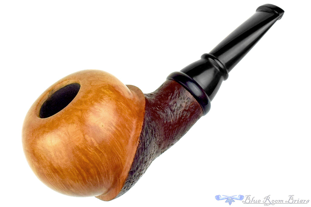 Blue Room Briars is proud to present this Jan Pietenpauw Pipe Partial Blast Tomato with Ebonite