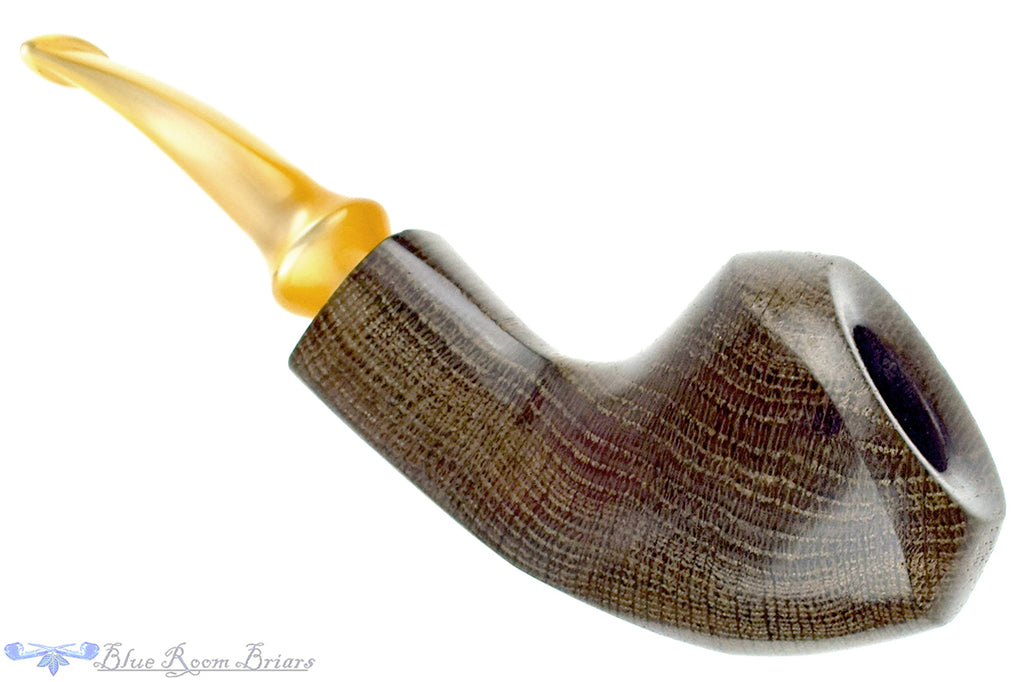 Blue Room Briars is proud to present this Ron Smith Pipe Morta Paneled Horn Sitter
