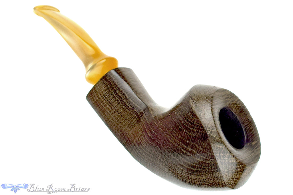 Blue Room Briars is proud to present this Ron Smith Pipe Morta Paneled Horn Sitter