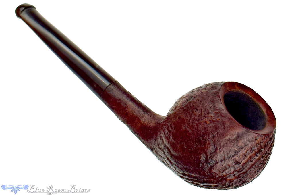 Blue Room Briars is proud to present this Dirk Heinemann Pipe Sandblast Devil Anse with Buffalo Horn