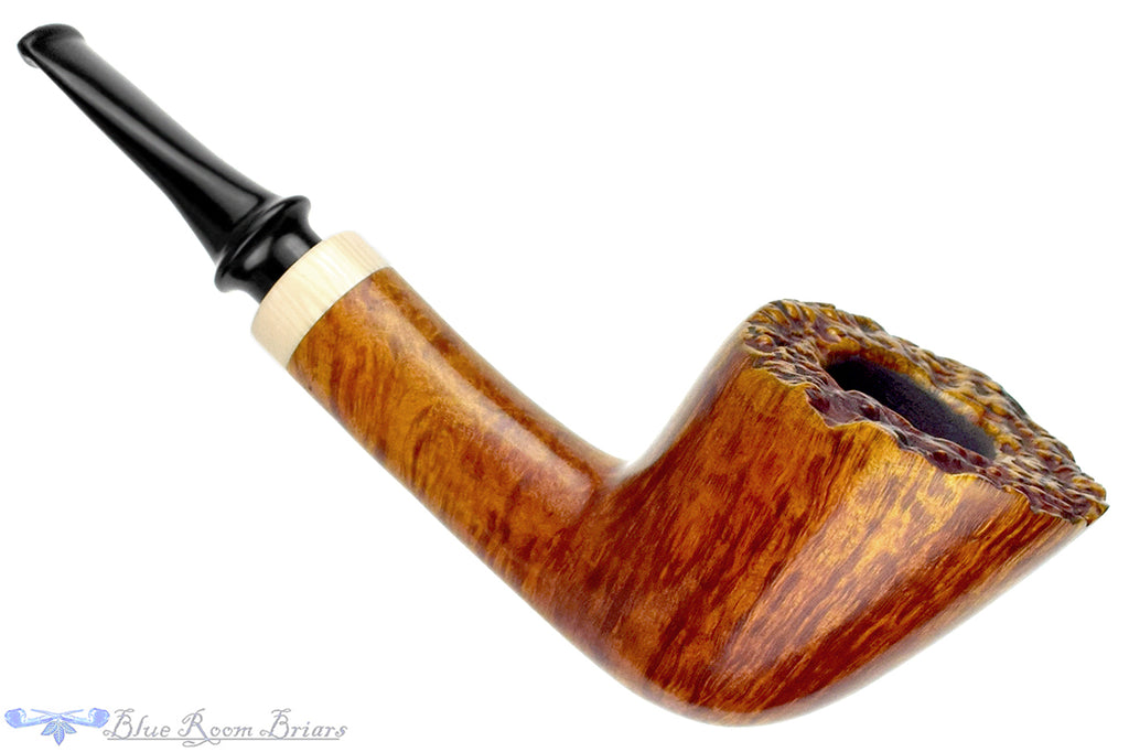 Blue Room Briars is proud to present this Tom Richard Pipe Freehand with Ivorite and Plateau