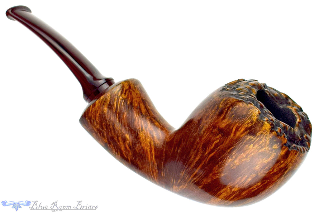 Blue Room Briars is proud to present this Tom Richard Pipe Bent Freehand with Brindle and Plateau