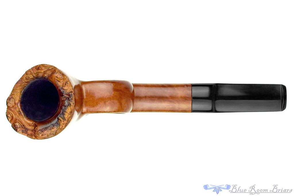 Blue Room Briars is proud to present this North Wind Freehand Sitter with Plateau and Oval Shank Estate Pipe