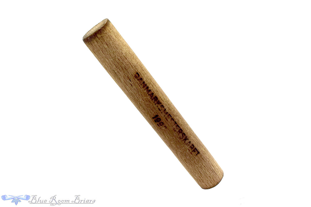 Blue Room Briars is proud to present this Stanwell DM (1993 Make) Sandblast Billiard with Brass Estate Pipe