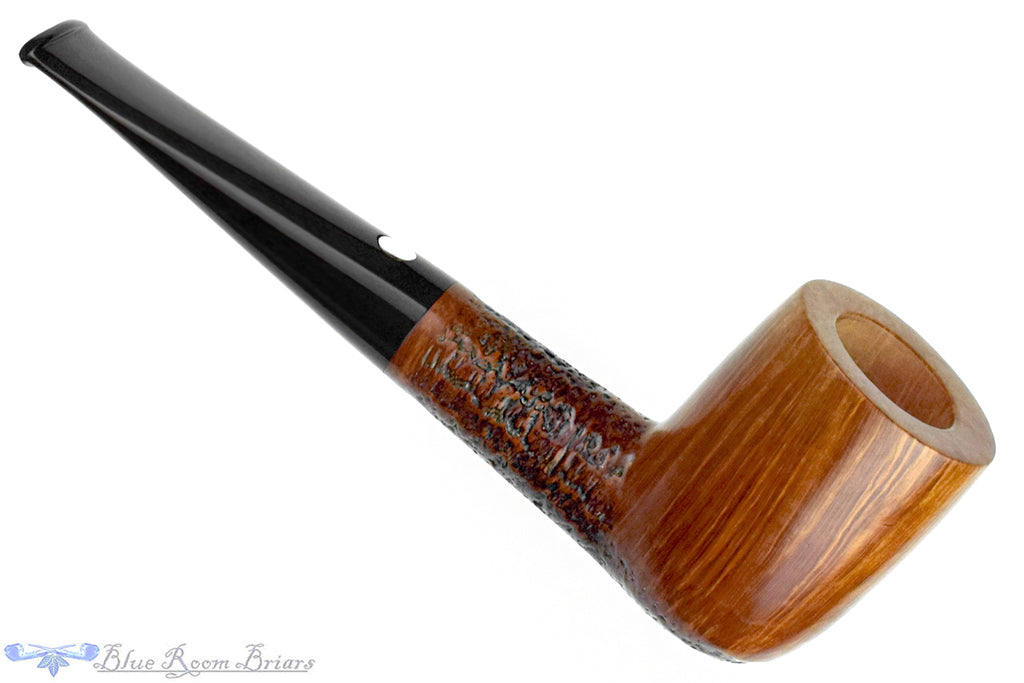 Blue Room Briars is proud to present this Mastro De Paja Pesaro 2D Partial Sandblast Billiard UNSMOKED Estate Pipe