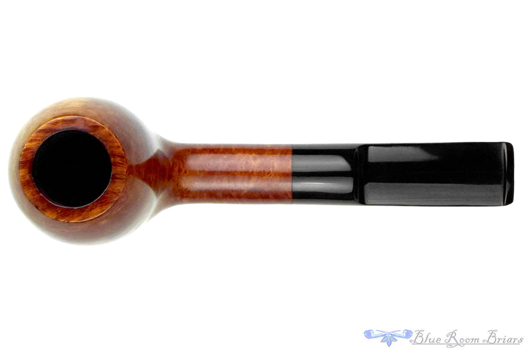Blue Room Briars is proud to present this Calabresi (T. Cristiano) Large Egg Estate Pipe