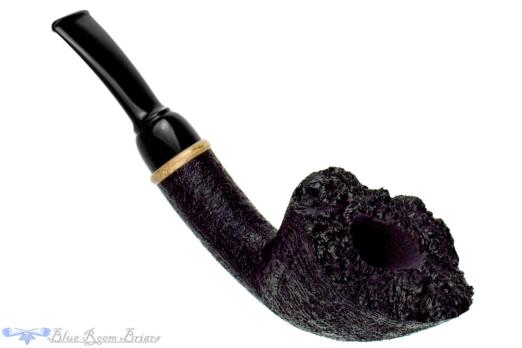 Blue Room Briars is proud to present this Bill Shslosky Pipe 812 Bent Black Blast Fan Dublin with Pyinma Burl and Plateau