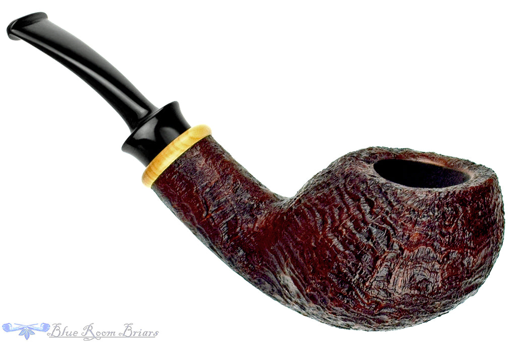 Blue Room Briars is proud to present this Bill Shalosky Pipe 809 Bent Sandblast Tomato with Boxwood