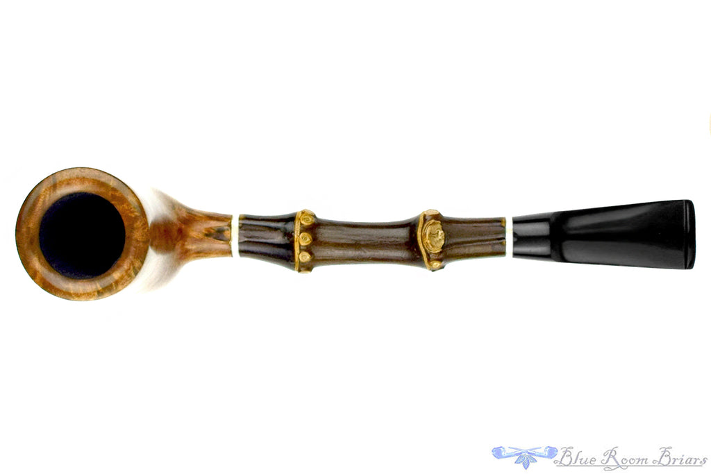 Blue Room Briars is proud to present this Charl Goussard Pipe Poker Sitter with Dark Bamboo