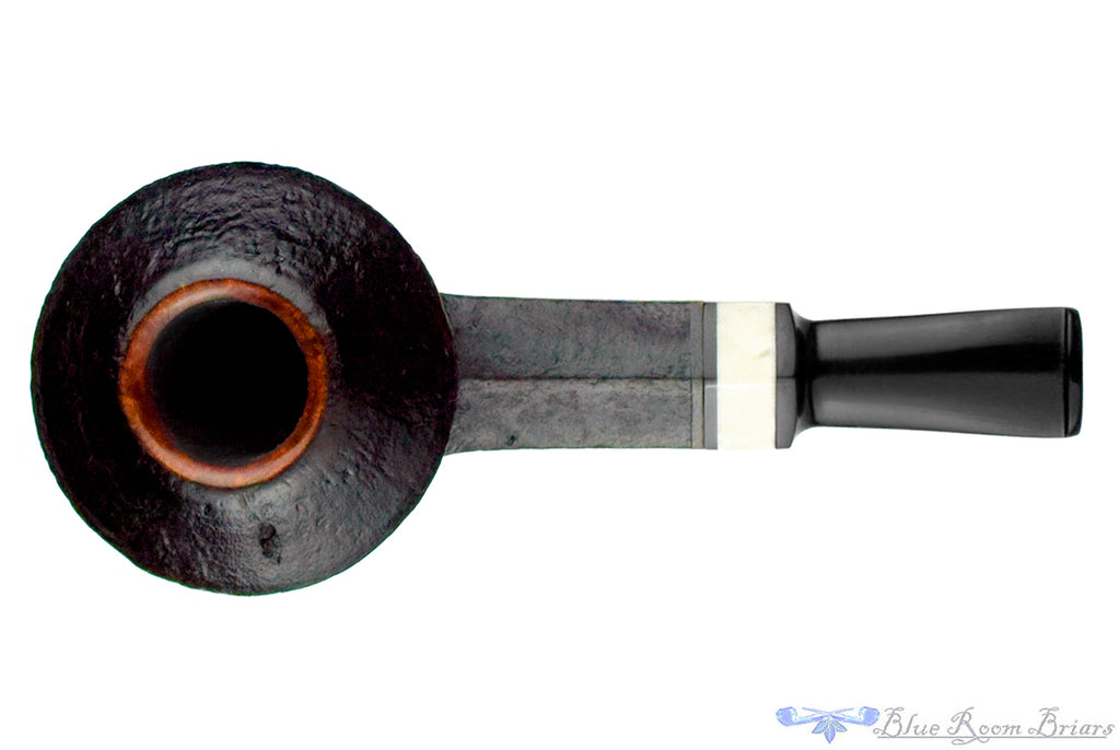 Blue Room Briars is proud to present this Charl Goussard Pipe Sandblast Panel Bullcap with Ivorite