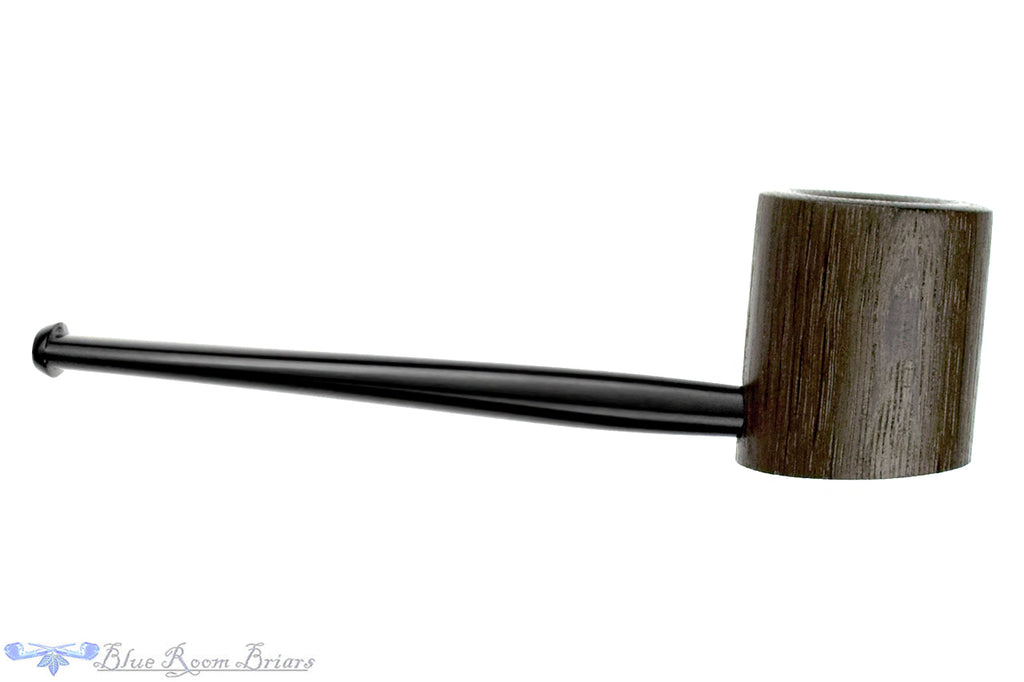 Blue Room Briars is proud to present this pYpi by Charl Goussard Morta Duke Poker with Military Mount