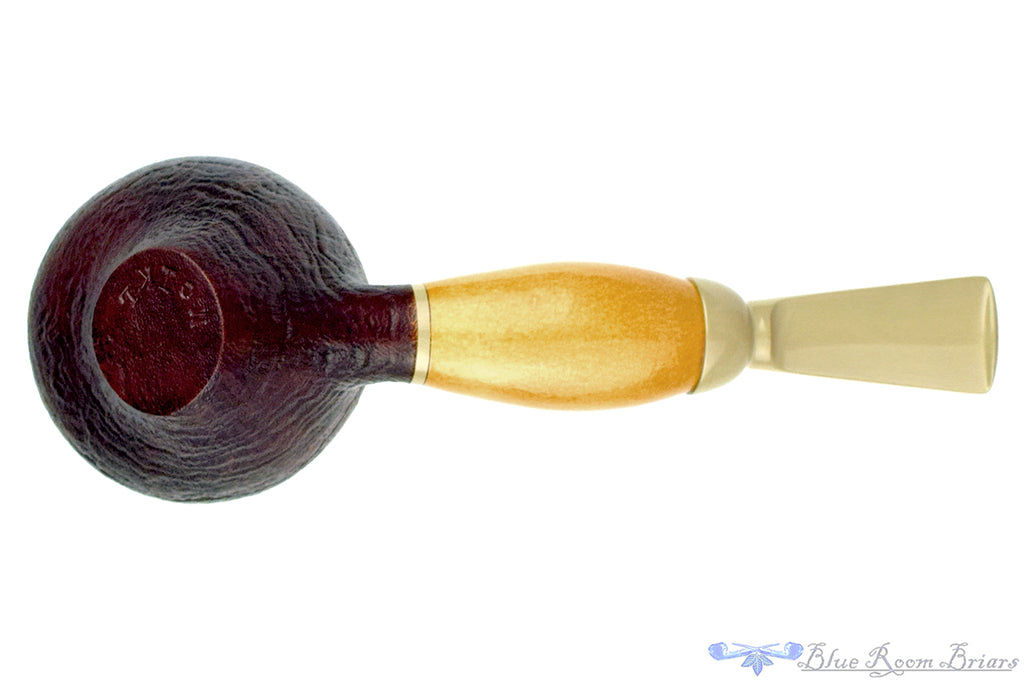 Blue Room Briars is proud to present this Marek Cikl Pipe Bent Sandblast Strawberry Sitter with Calabash Gourd Shank