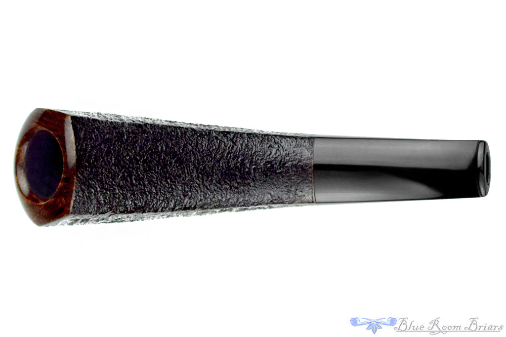 Blue Room Briars is proud to present this Yosef Zehnder Pipe Sandblast Paneled Oliphant