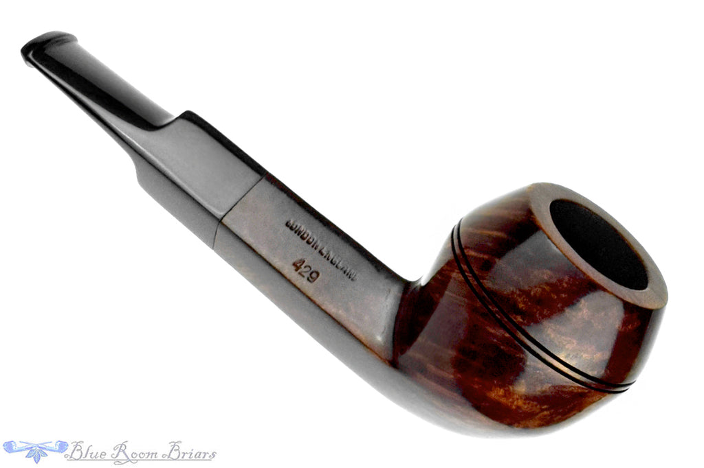 Blue Room Briars is proud to present this Savoy London Made 429 Bulldog Estate Pipe