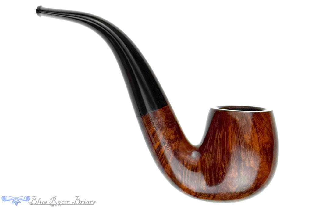 Blue Room Briars is proud to present this The Guildhall London Pipe (Comoy's) 214 Bent Billiard Estate Pipe