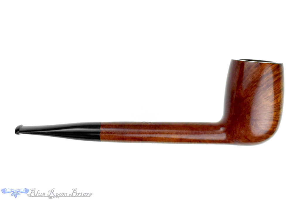 Blue Room Briars is proud to present this BBB London Made 539 Canadian Estate Pipe