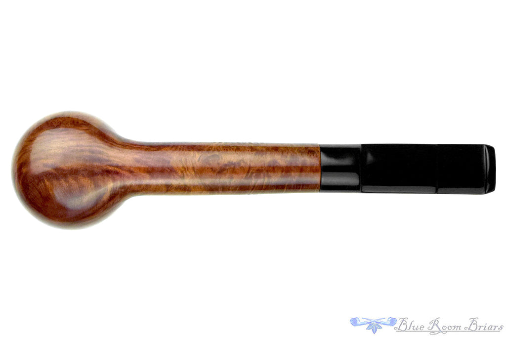 Blue Room Briars is proud to present this Charatan Belvedere 30102 Billiard Estate Pipe