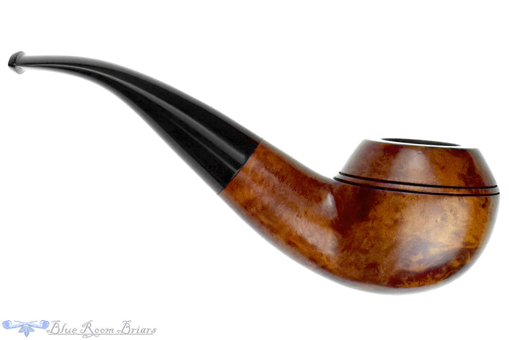 Blue Room Briars is proud to present this BBB 422 Bent Rhodesian Estate Pipe