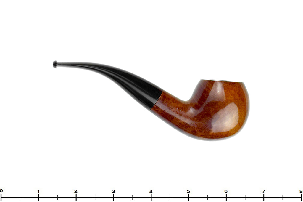 Blue Room Briars is proud to present this Orlik De Luxe L9 Author Estate Pipe