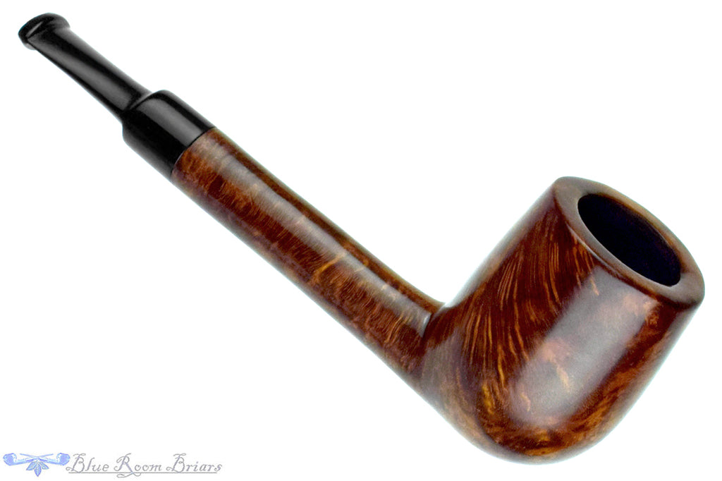 Blue Room Briar is proud to present this Esquire London Fashion Lovat Estate Pipe