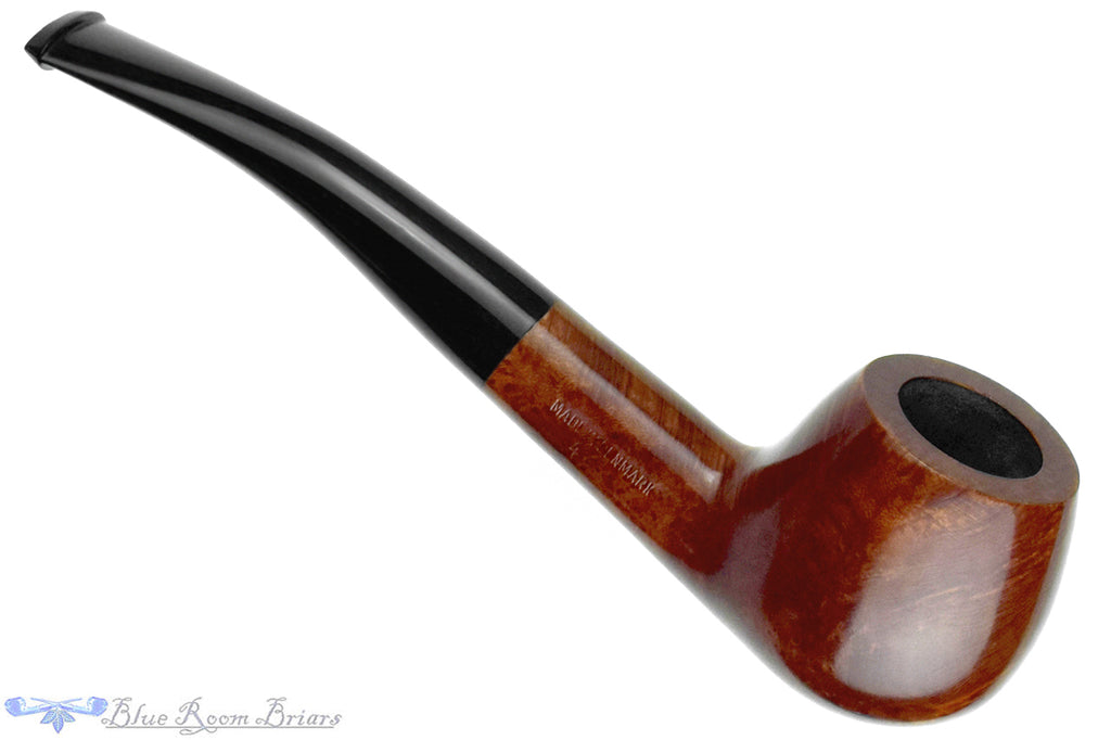 Blue Room Briars is proud to present this Student Pipe Bent Apple Sitter UNSMOKED Estate Pipe