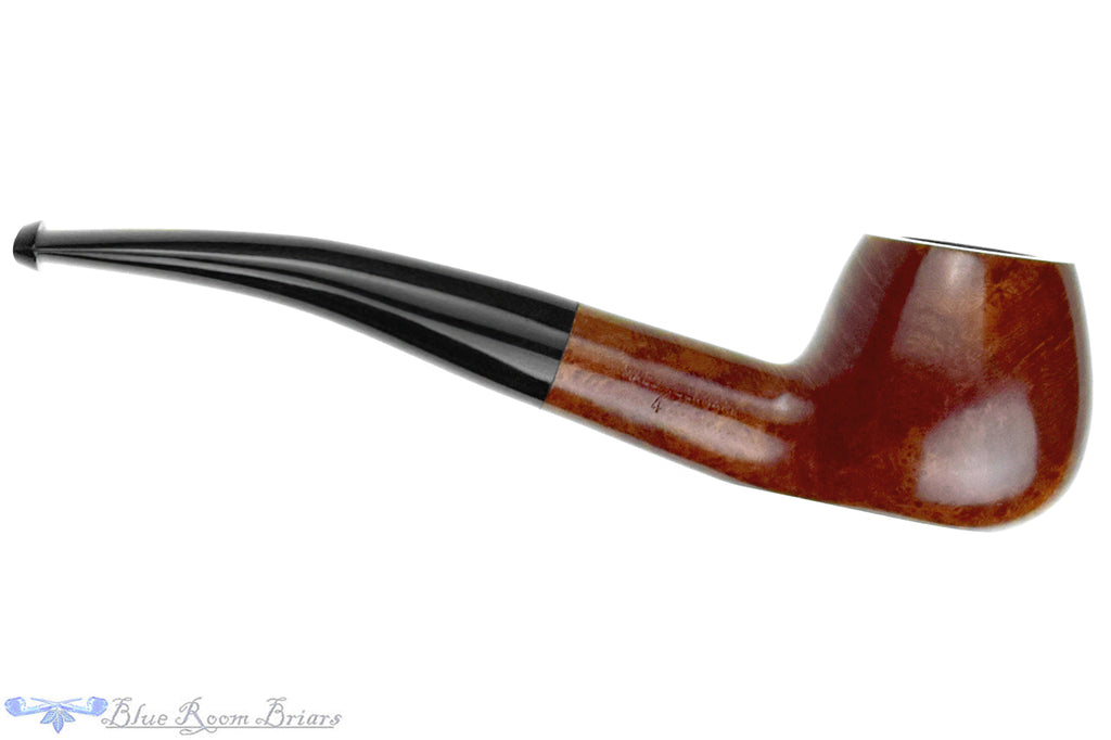Blue Room Briars is proud to present this Student Pipe Bent Apple Sitter UNSMOKED Estate Pipe