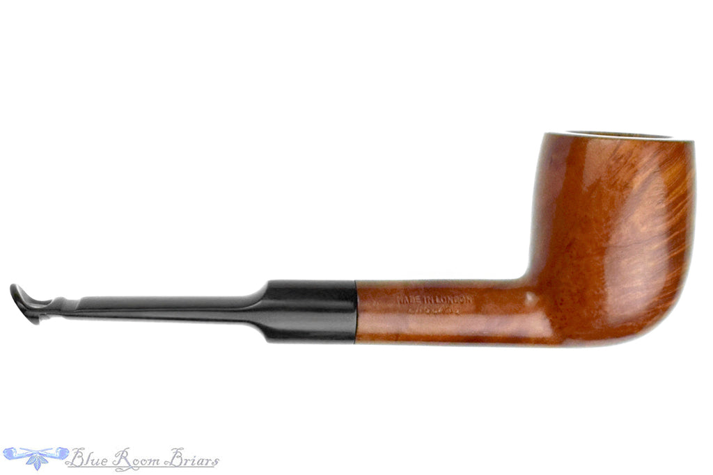 Blue Room Briars is proud to present this Hardcastle Dental Briar 417 Billiard Estate Pipe