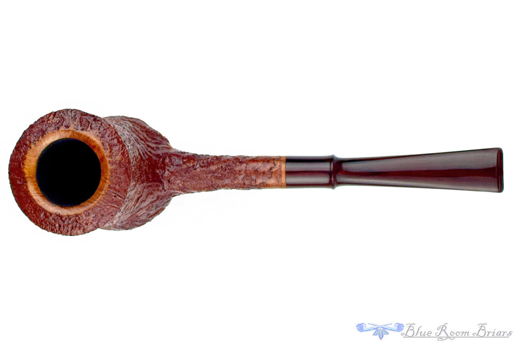 Blue Room Briars is proud to present this Nate King Pipe 1048 Mid-Tone Ring Blast Eastwood with Brindle