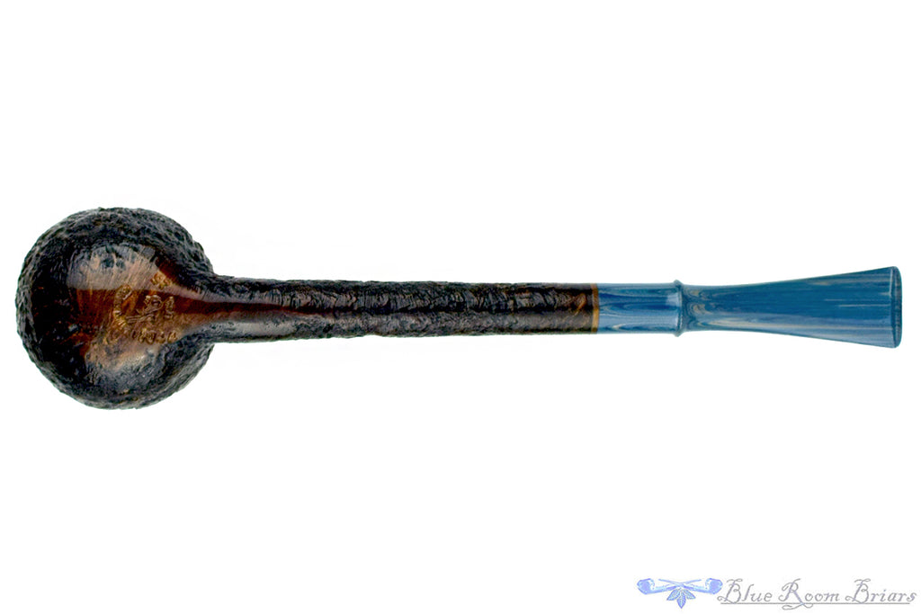 Blue Room Briars is proud to present this Nate King Pipe 1044 Crosscut Sandblast Lovat with Brindle