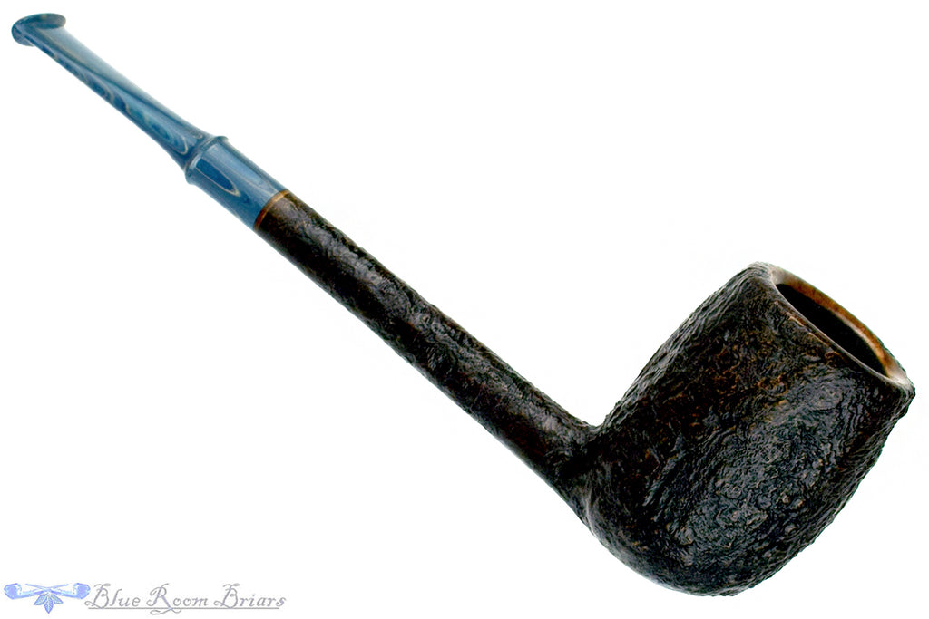 Blue Room Briars is proud to present this Nate King Pipe 1044 Crosscut Sandblast Lovat with Brindle