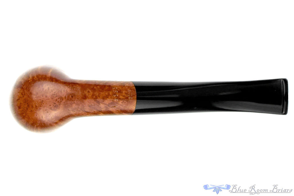 Blue Room Briars is proud to present this Moretti (2018 Make) Bent Dublin with Plateau Estate Pipe