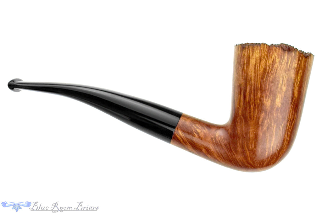 Blue Room Briars is proud to present this Moretti (2018 Make) Bent Dublin with Plateau Estate Pipe