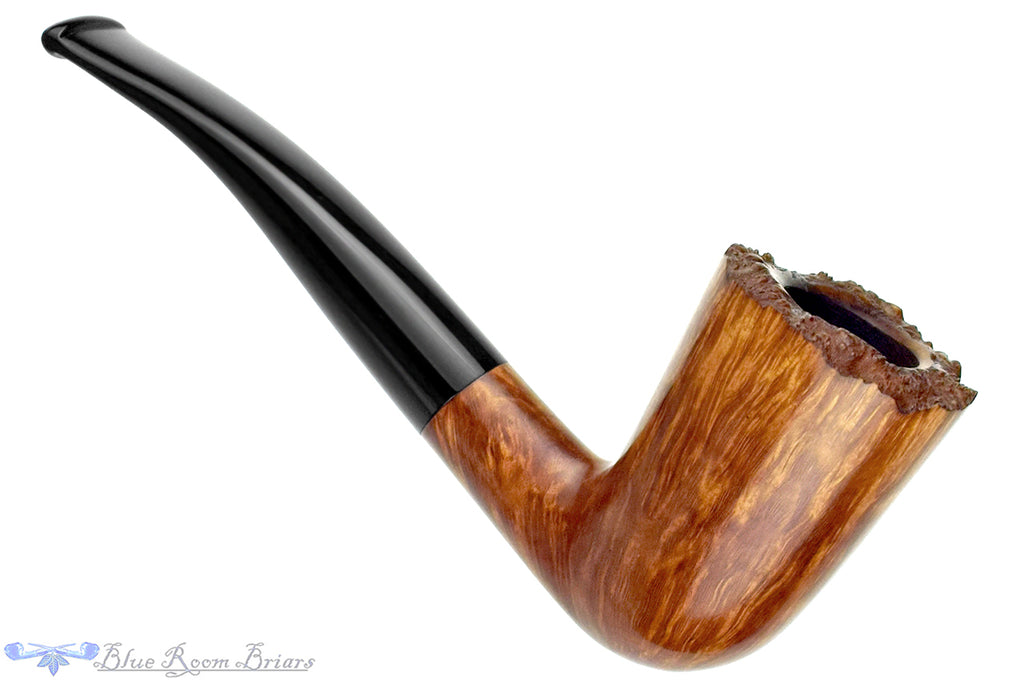 Blue Room Briars is proud to present this Moretti (2018 Make) Bent Dublin with Plateau Estate Pipe