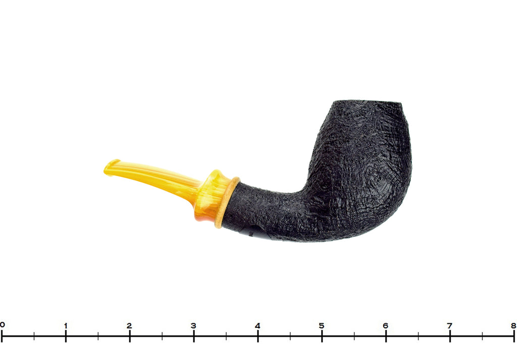 Blue Room Briars is proud to present this Moonshine Bent Sandblast Egg with Boxwood Estate Pipe